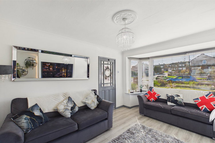 Lounge - Picture 5 of 34