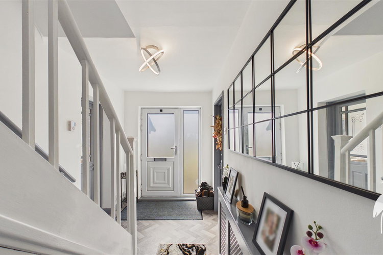 Reception Hall - Picture 13 of 34