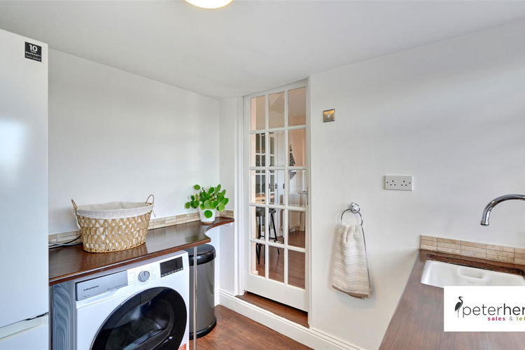 Utility - Picture 10 of 28