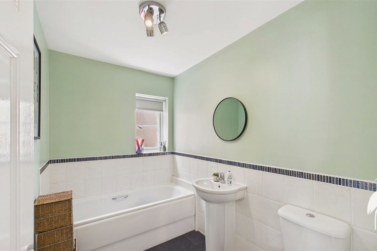 Bathroom - Picture 26 of 30