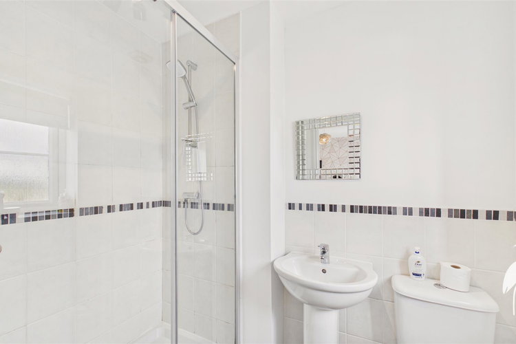 En Suite Shower Room - Picture 20 of 30
