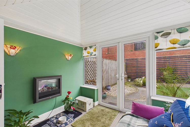 Conservatory - Picture 5 of 29