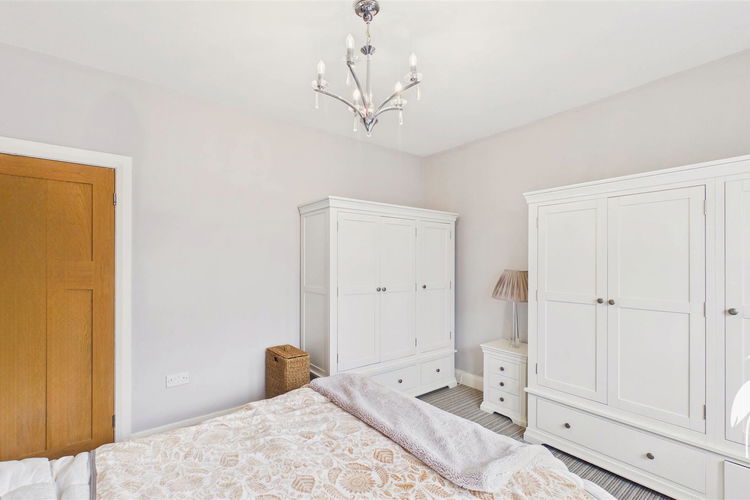 Bedroom 1 - Picture 17 of 29