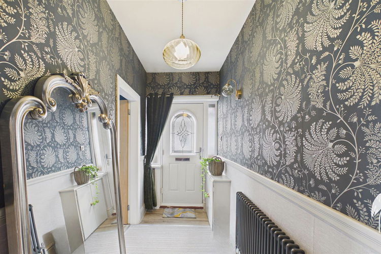 Reception Hall - Picture 25 of 29