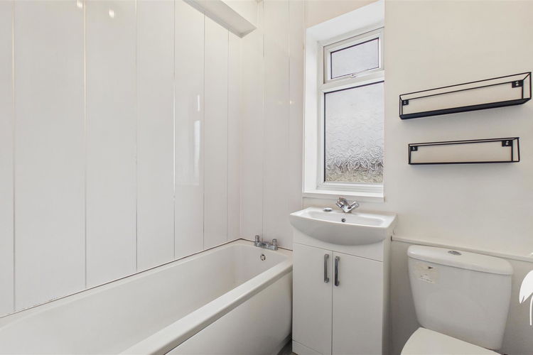 Bathroom - Picture 12 of 14