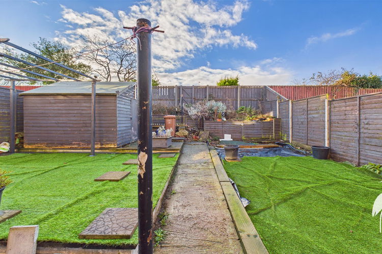 Outside - Picture 20 of 20