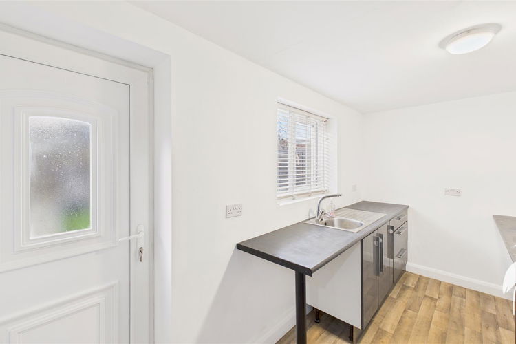 Utility - Picture 10 of 20