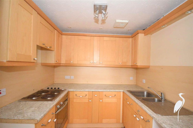 Kitchen - Picture 4 of 8