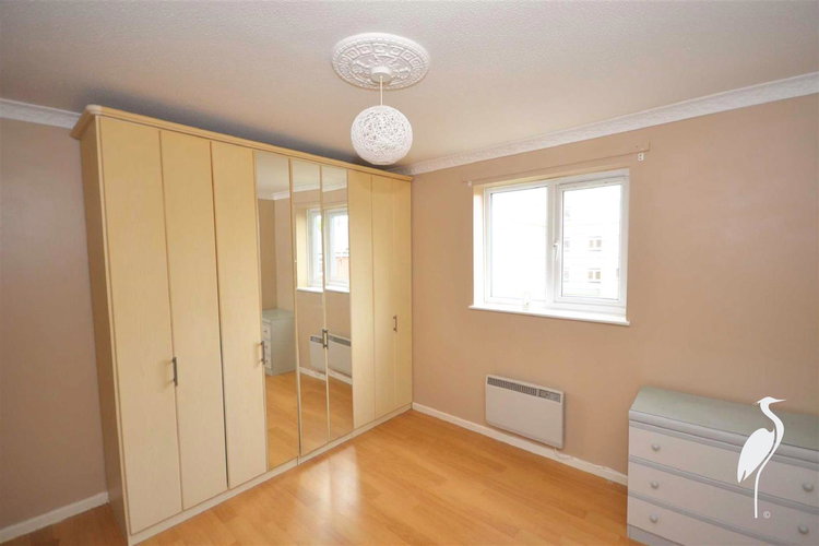 Bedroom 1 - Picture 5 of 8