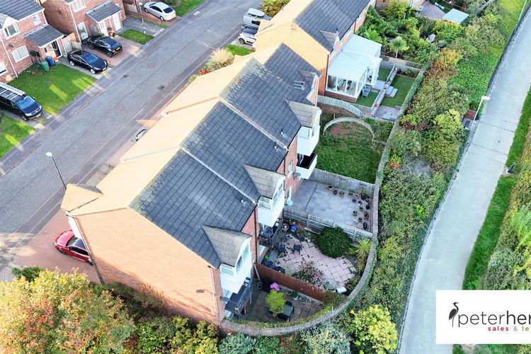 Outside - Picture 33 of 35