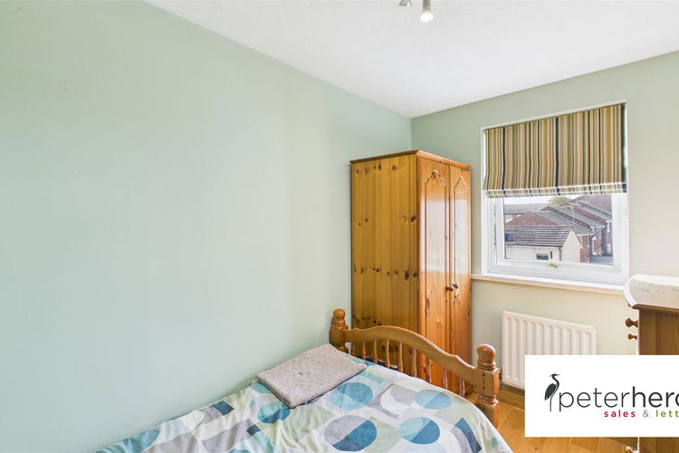 Bedroom 3 - Picture 18 of 35