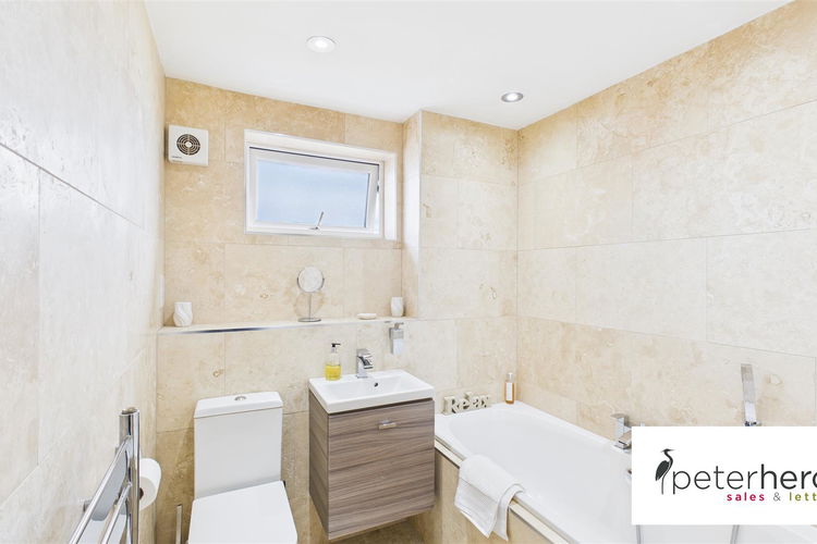 Bathroom - Picture 21 of 35