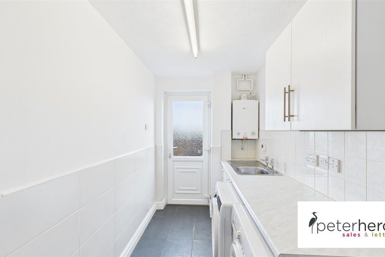 Utility - Picture 25 of 35