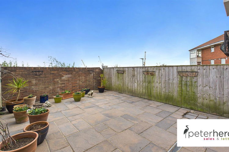 Outside - Picture 29 of 35