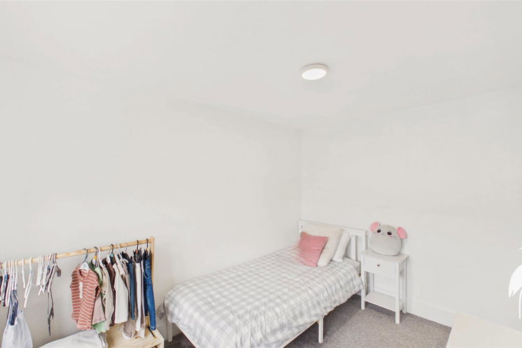 Bedroom 3 - Picture 21 of 32