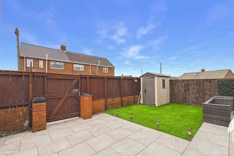 Outside - Picture 31 of 32