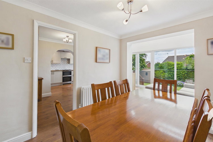 Dining Room - Picture 5 of 27