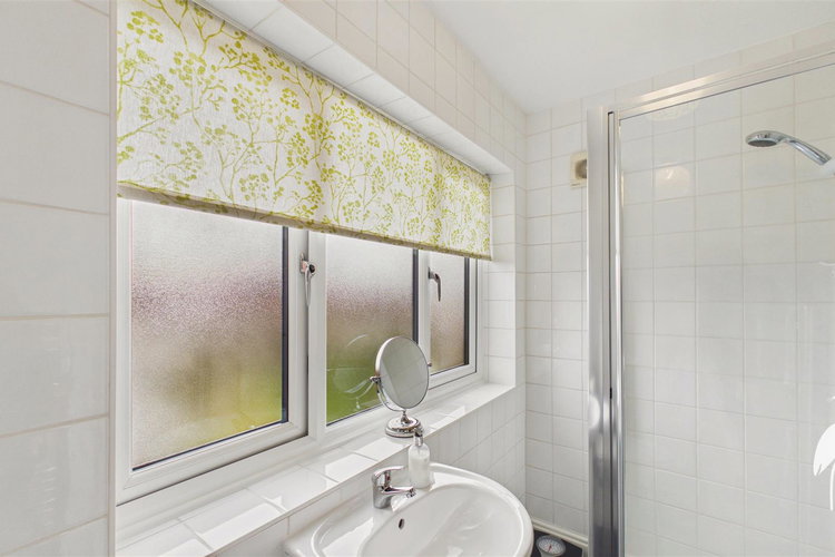 En-Suite Shower Room - Picture 23 of 41