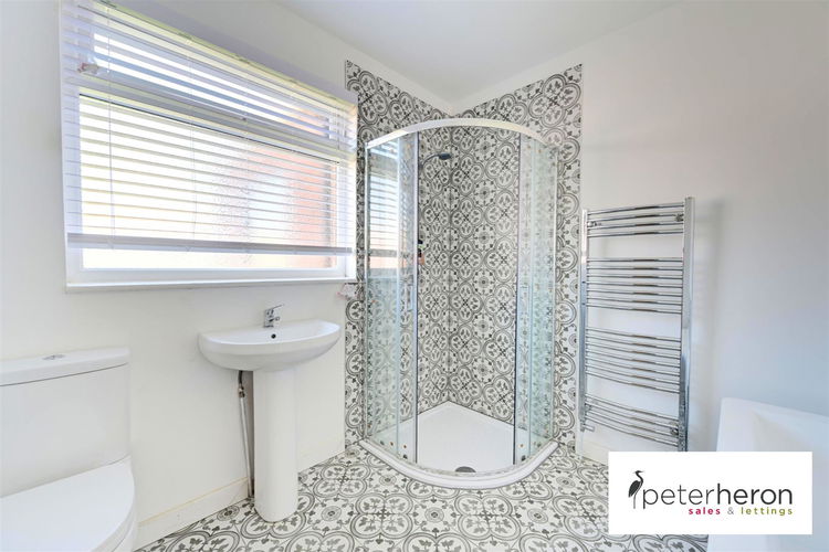 Bathroom - Picture 13 of 18