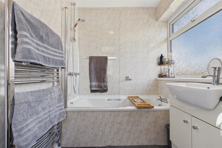 Bathroom - Picture 20 of 24