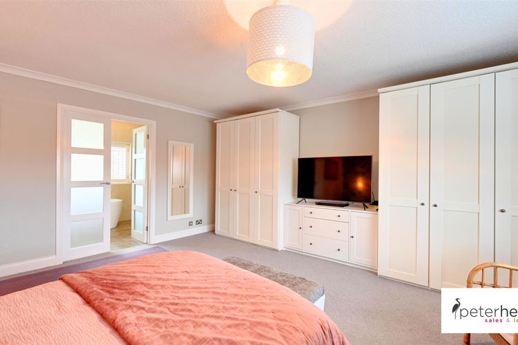 Bedroom 1 (front) - Picture 15 of 29