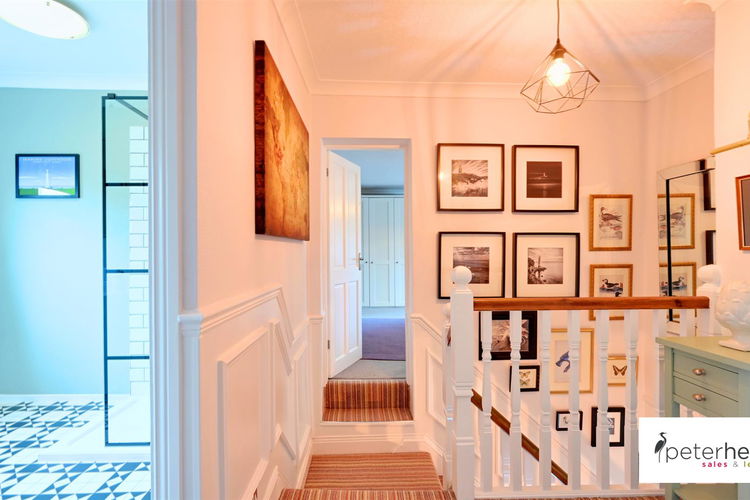 First Floor Landing - Picture 21 of 29