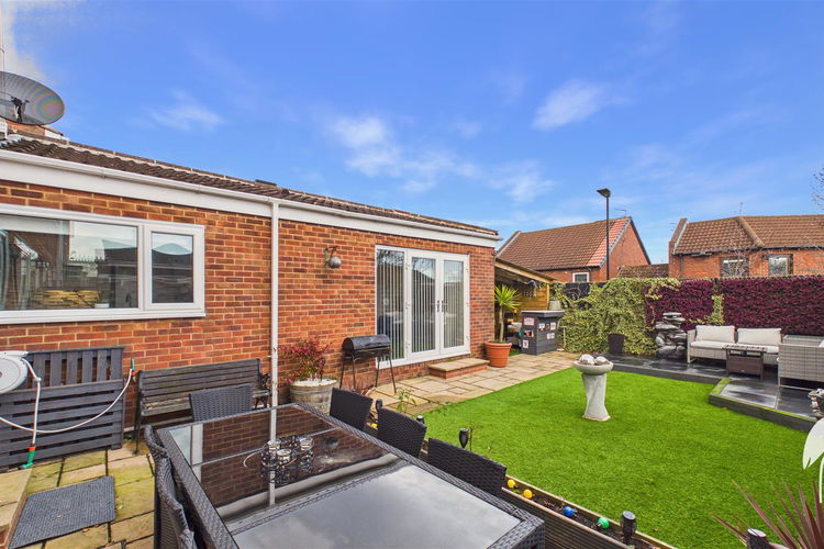 Outside - Picture 31 of 34