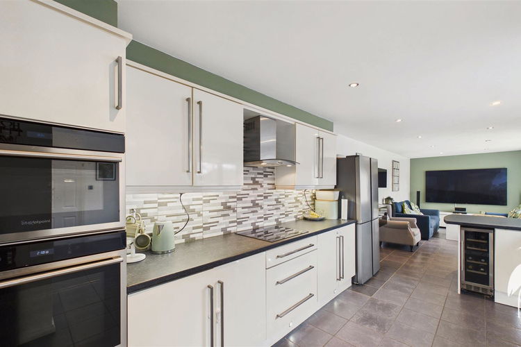 Open Plan Kitchen & Living Area - Picture 9 of 34