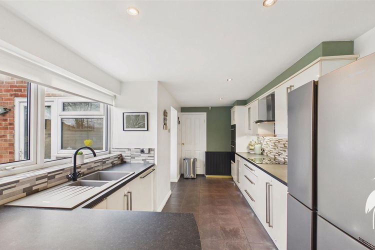 Open Plan Kitchen & Living Area - Picture 10 of 34