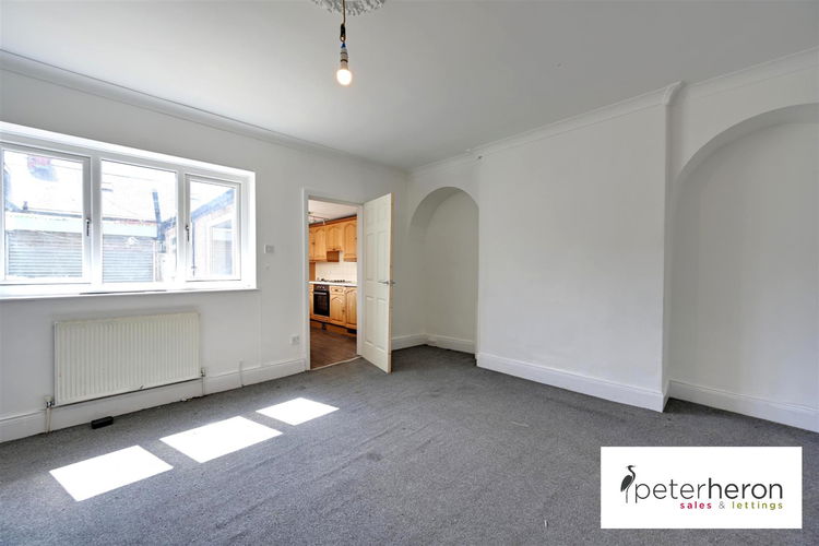 Dining Room - Picture 5 of 14