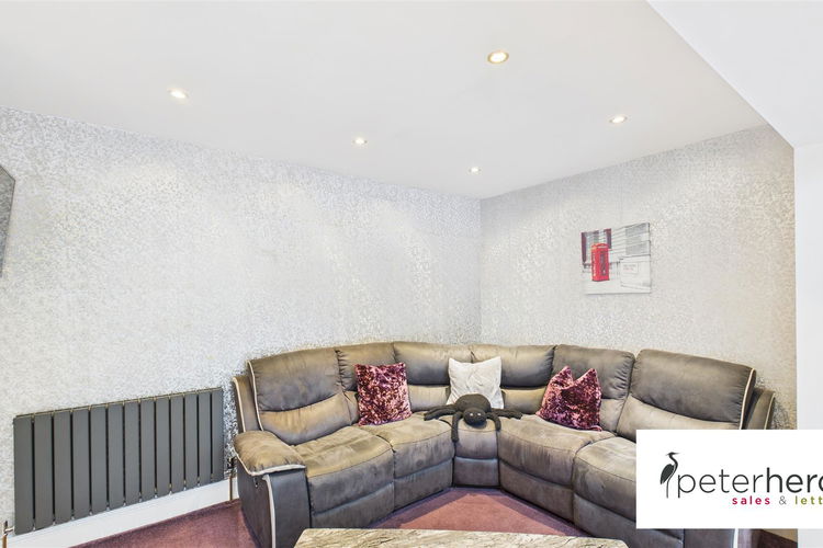 Open Plan Kitchen/Living & Dining Area - Picture 13 of 45