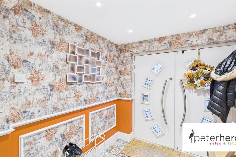 Reception Hall - Picture 19 of 45