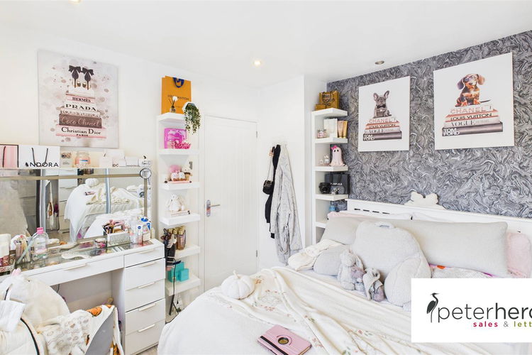 Bedroom 2 - Picture 24 of 45