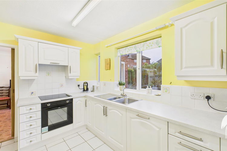 Breakfasting KItchen - Picture 6 of 17