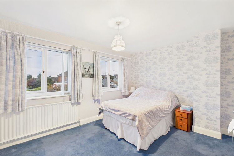 Bedroom 1 - Picture 10 of 17