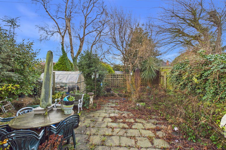 Outside - Picture 32 of 34