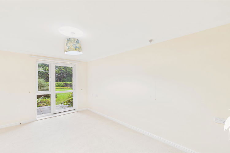 Bedroom One - Picture 9 of 32