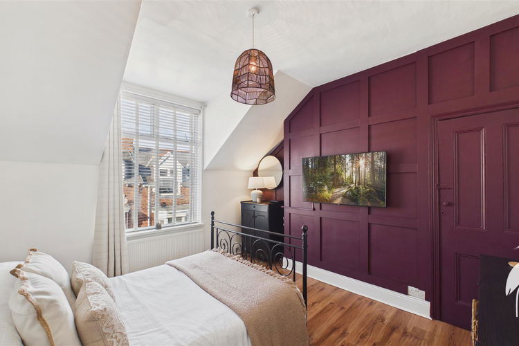 Bedroom 1 - Picture 24 of 30