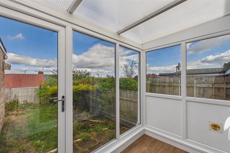 Conservatory - Picture 9 of 21