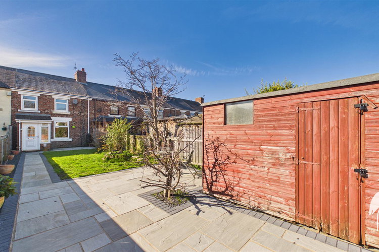 Outside - Picture 20 of 22