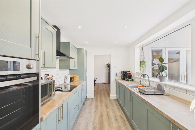 Kitchen - Picture 8 of 23