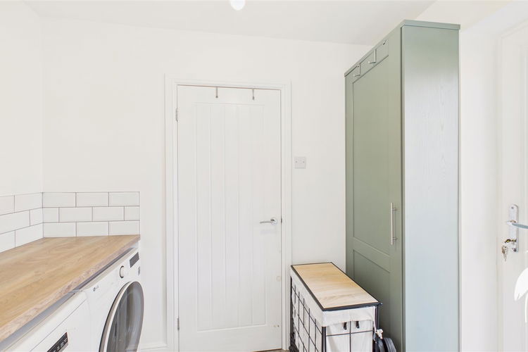 Utility - Picture 10 of 23