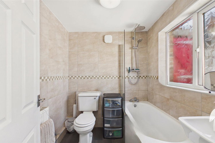 Bathroom - Picture 13 of 15
