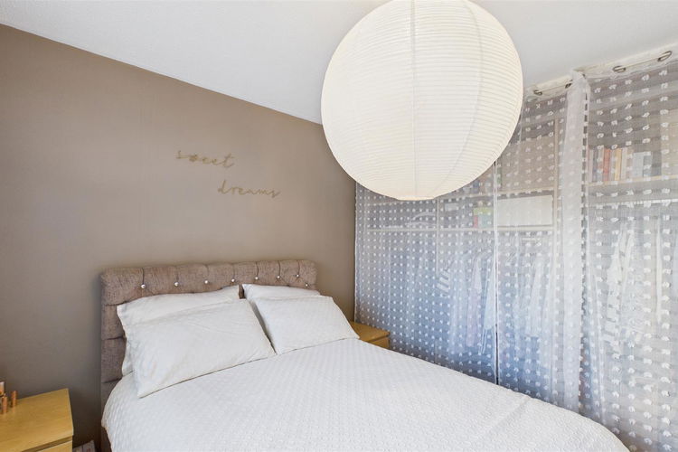 Bedroom 1 - Picture 9 of 13