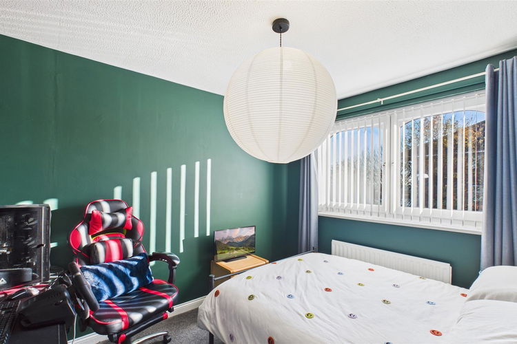 Bedroom 2 - Picture 10 of 13