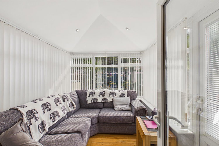 Conservatory - Picture 8 of 28