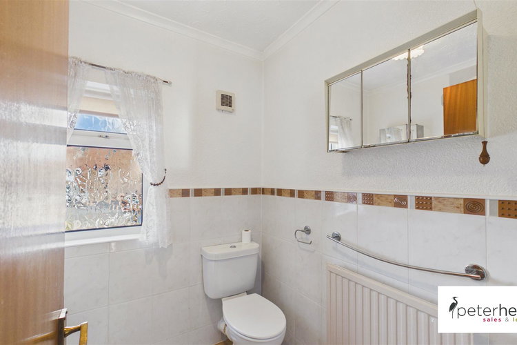 Shower Room - Picture 24 of 28