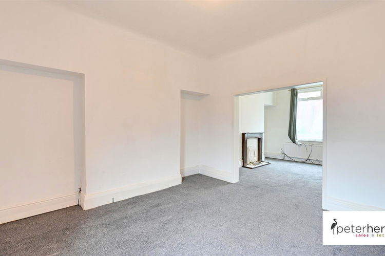 Dining Room - Picture 5 of 15