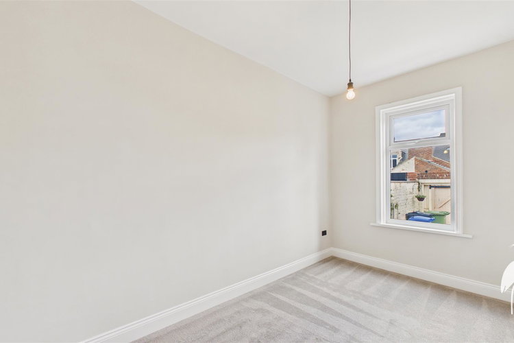 Bedroom 2 - Picture 16 of 21