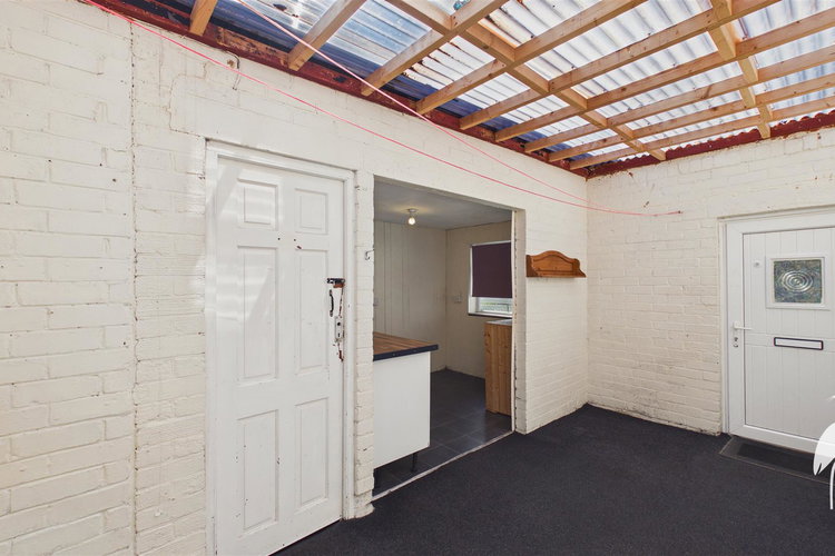 Outhouse - Picture 11 of 30